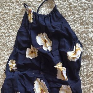 Women’s backless jumpsuit